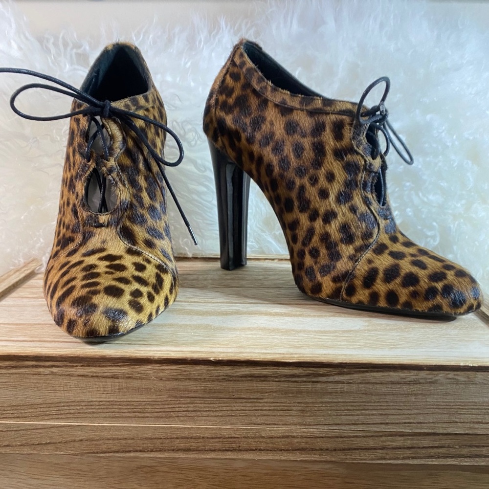 CO Collection - Cheetah Pumps